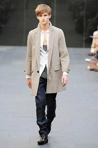 Look 10